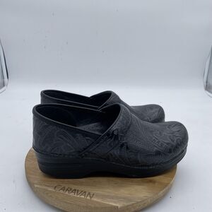 Dansko Professional Shoes Womens 8.5 Embossed Leather Clogs Comfort Work